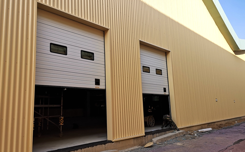 電動提升門是否有國家規(guī)定的相關標準？插圖9